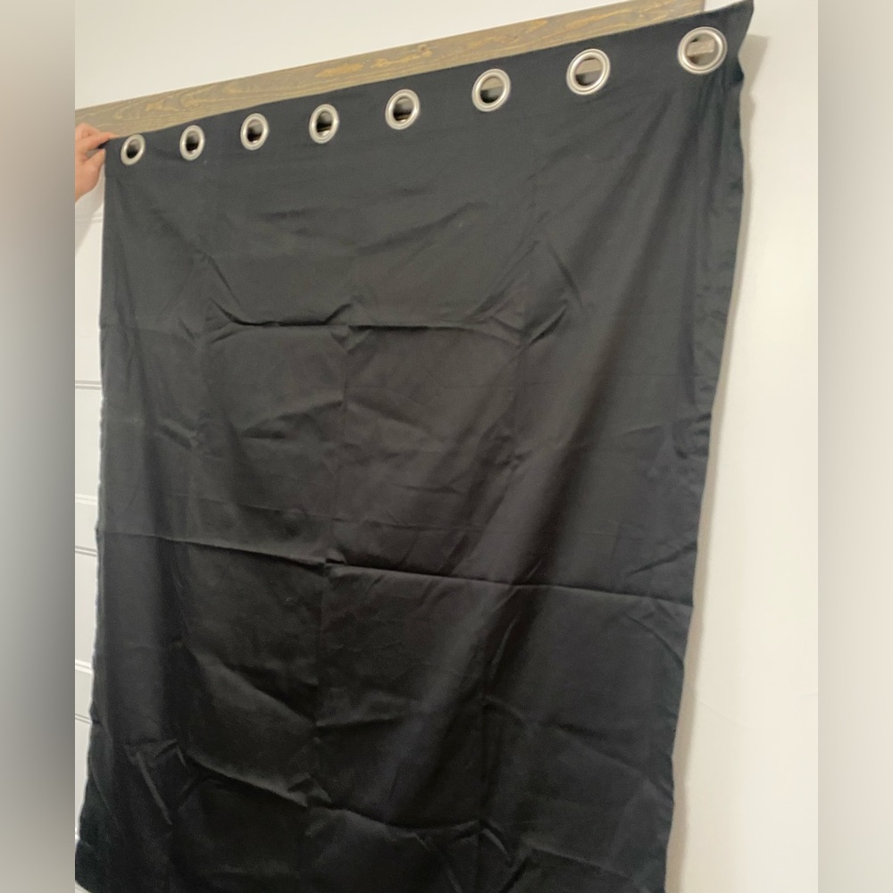 Black curtain